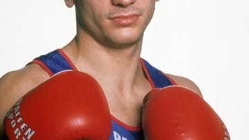 In seiner langjährigen Amateurkarriere gewann Markus Beyer 235 von 274 Kämpfen. 1996 wurde er Profi.