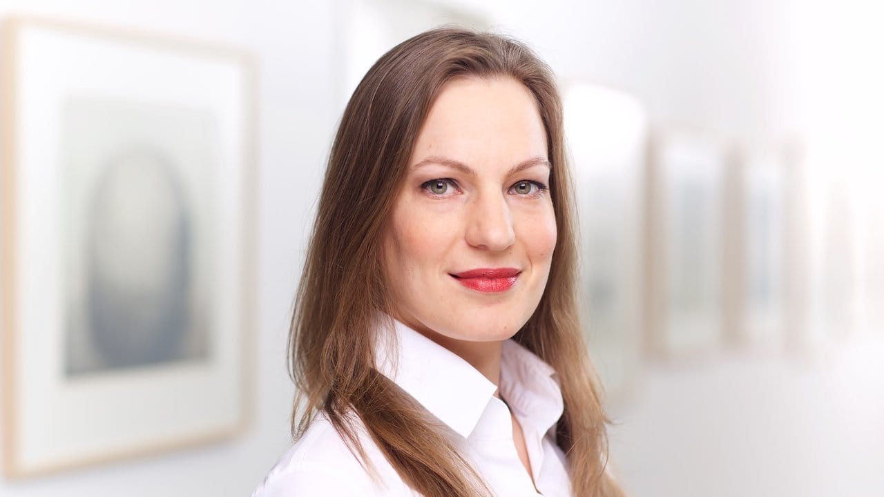 Astrid Kaiser ist Leiterin des Referats Beratungsangebote und der Servicestelle Familienfreundliches Studium beim Deutschen Studentenwerk. Astrid Kaiser ist Leiterin des Referats Beratungsangebote und der Servicestelle Familienfreundliches Studium beim Deutschen Studentenwerk.
