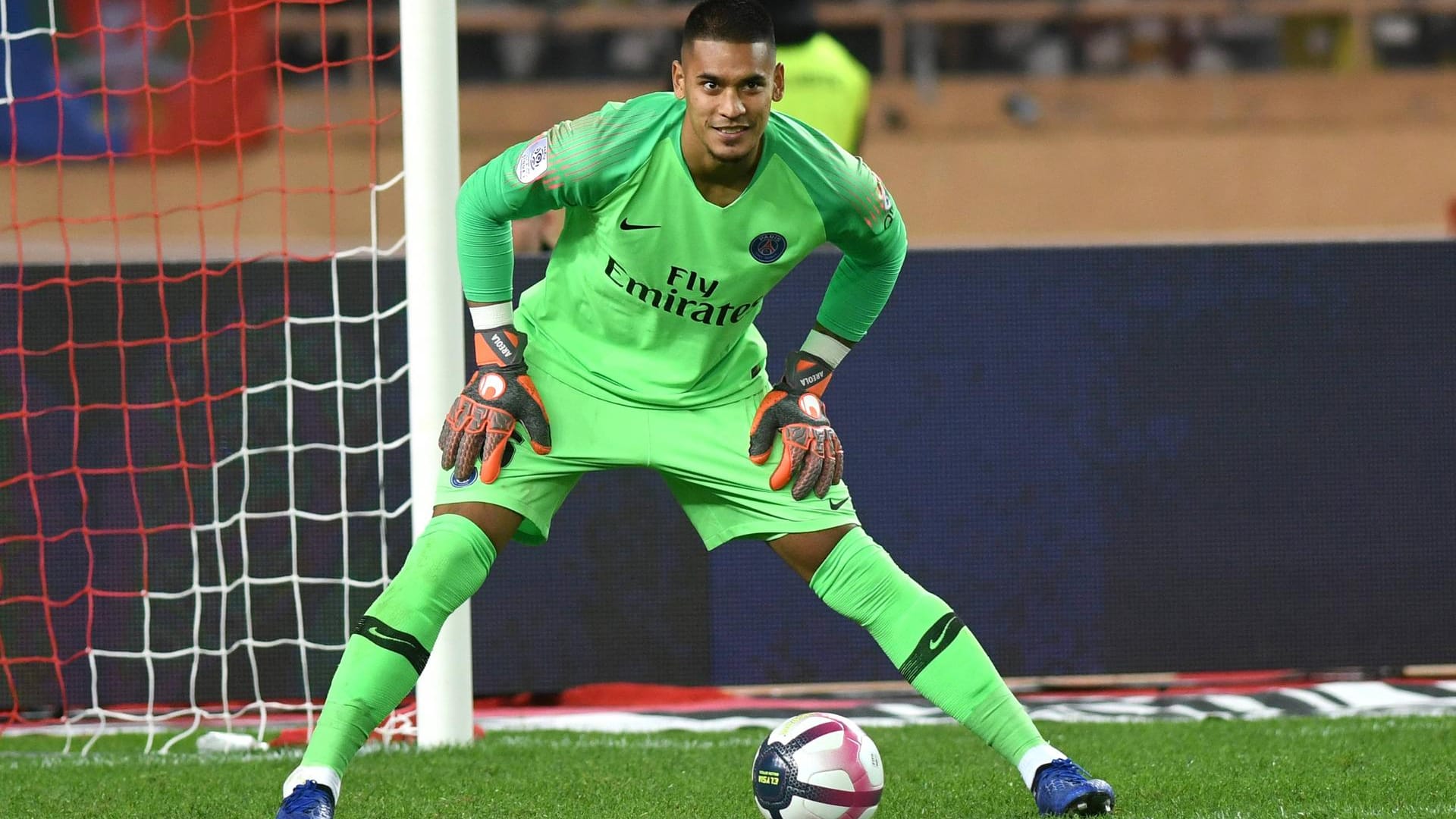 Alphonse Areola (Paris Saint-Germain): Seit Anfang November absolvierte der 25-Jährige lediglich zwei Ligaspiele für PSG. Der 40-jährige Altstar Gigi Buffon erhielt von Trainer Thomas Tuchel in der Champions League den Vorzug und durfte auch in der Ligue 1 zweimal ran. Deswegen zögert Areola die Vertragsverlängerung hinaus. Seine Zukunft könnte in Italien liegen – bei Inter Mailand könnte er den langjährigen Schlussmann Samir Handanovic ersetzen.