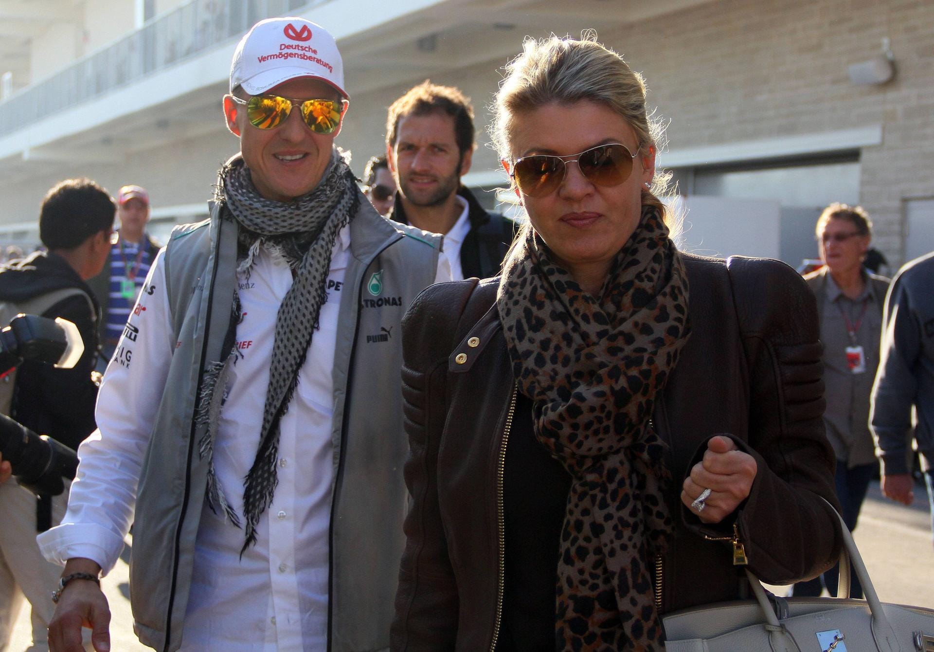 Eines der letzten Fotos: Im Dezember 2012 ist Michael Schumacher beim Skifahren schwer gestürzt. Wenige Wochen zuvor zeigte er sich noch mit Corinna ihn Austin.