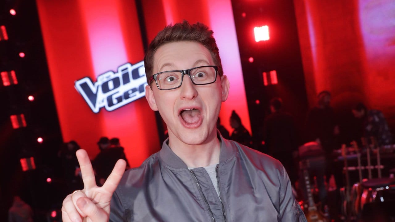 Samuel Rösch freut sich nach seinem Sieg in der Castingshow "Voice of Germany". Samuel Rösch freut sich nach seinem Sieg in der Castingshow "Voice of Germany".