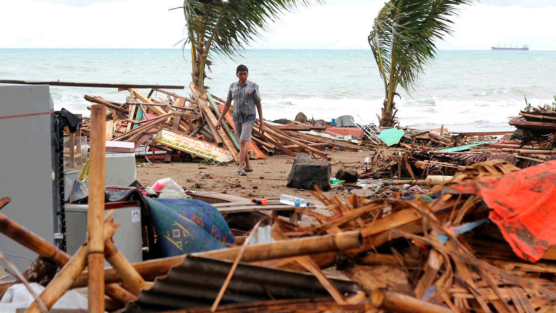 Tsunami-Katastrophe In Indonesien