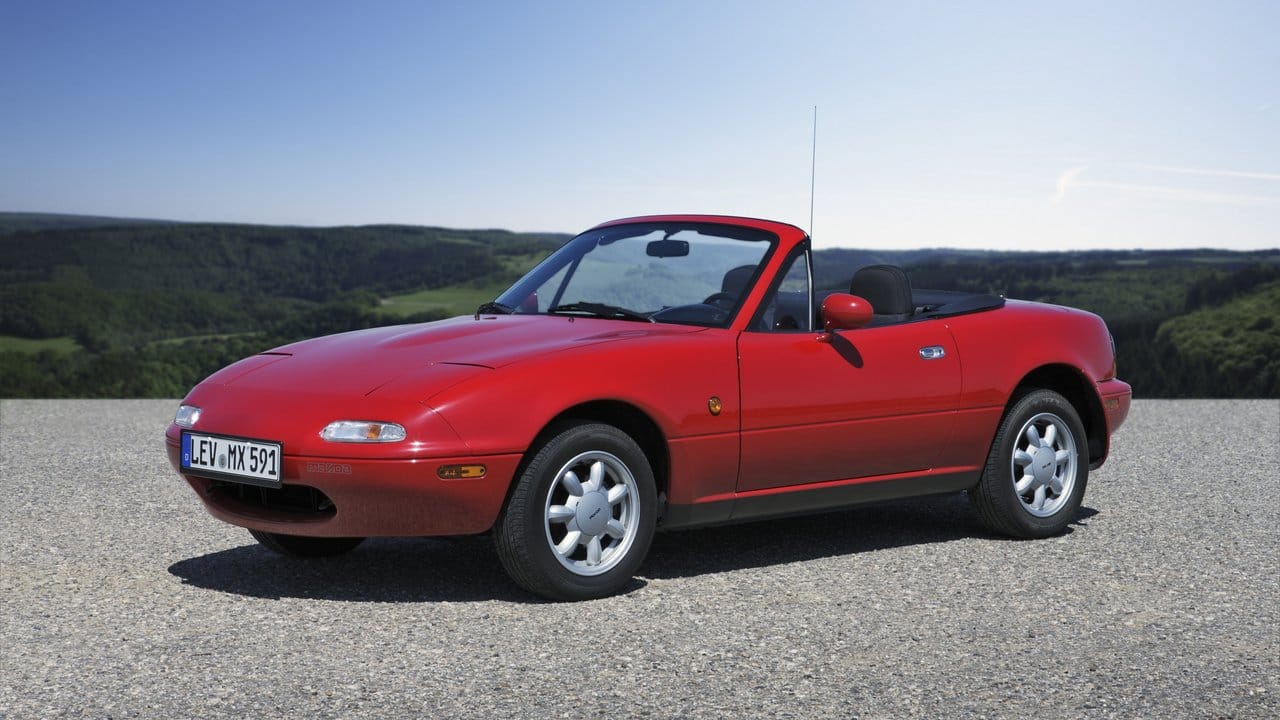 Roadster-Revival: Der bezahlbare Mazda MX-5 löste vor 30 Jahren einen Roadster-Boom aus.
