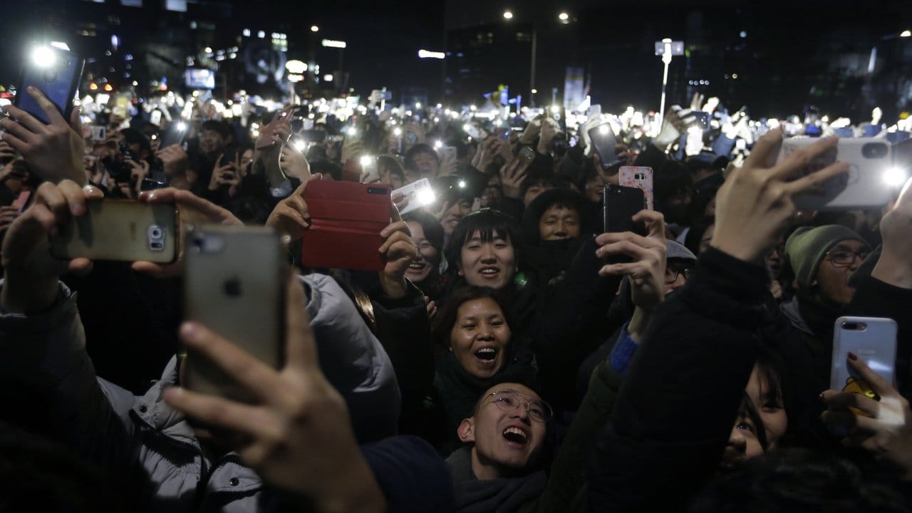 In Seoul ist zum Jahreswechsel das Selfie Trumpf.