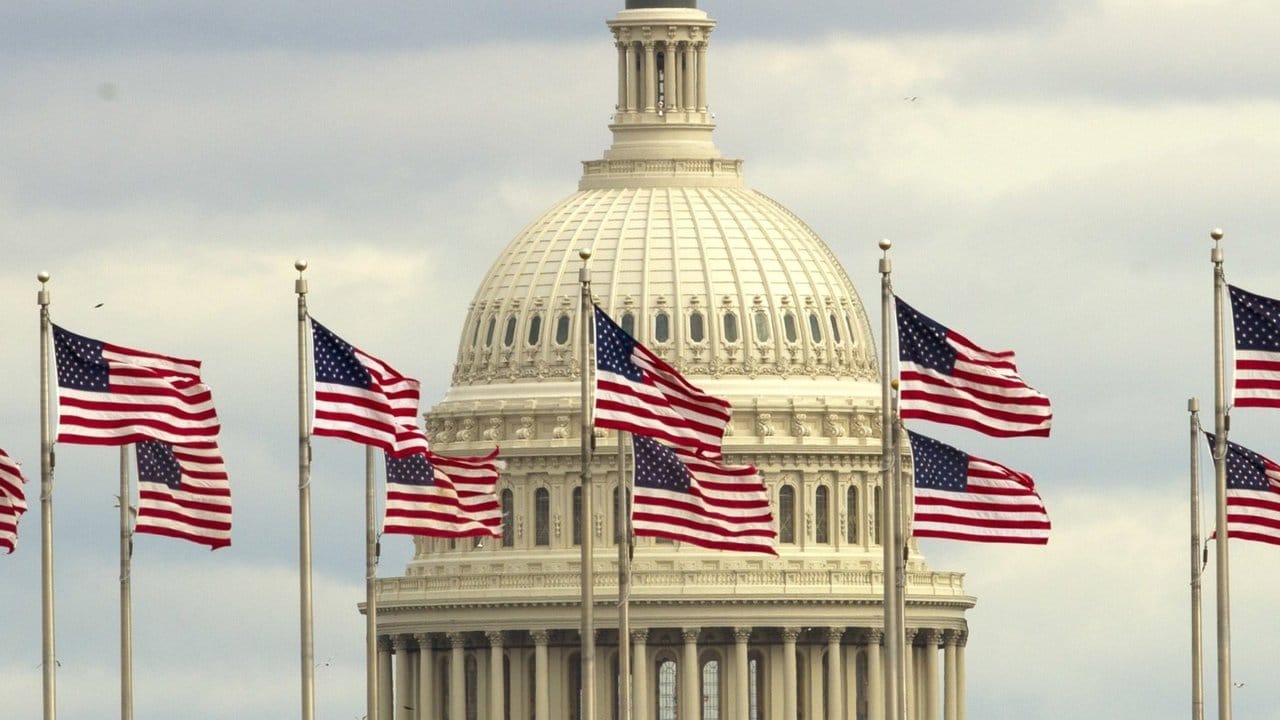Sowohl der Senat als auch das Repräsentantenhaus tagen heute zum ersten Mal in neuer Besetzung.