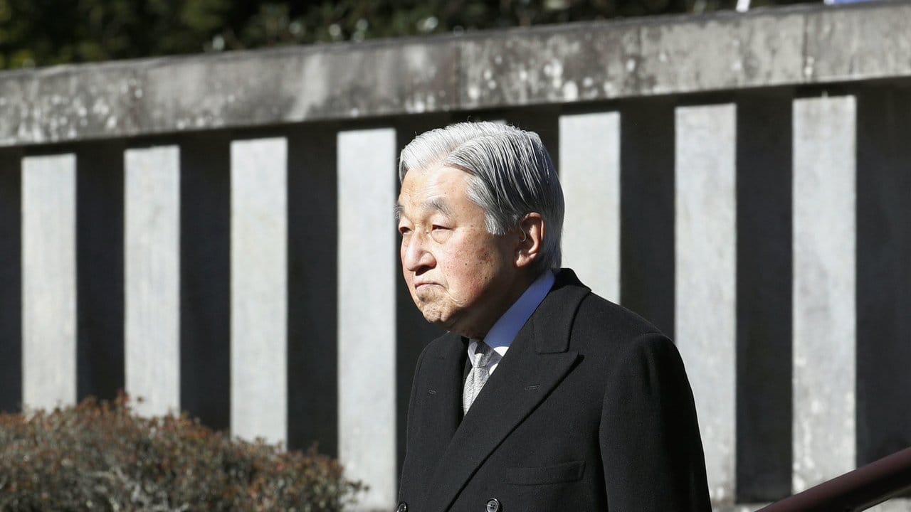 Akihito, Kaiser von Japan, wird am 30. Akihito, Kaiser von Japan, wird am 30.