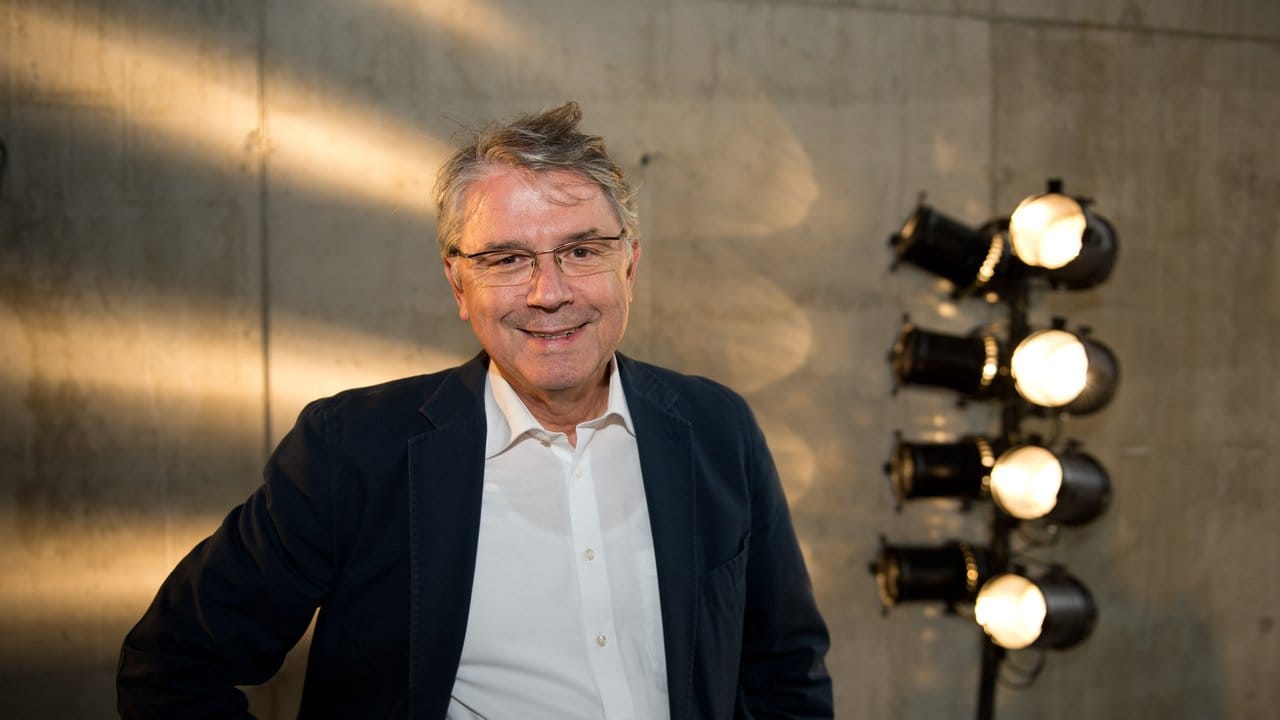 Ulrich Khuon, Präsident des Deutschen Bühnenvereins, beobachtet zunehmend Angriffe von rechts auf die Kunstfreiheit.
