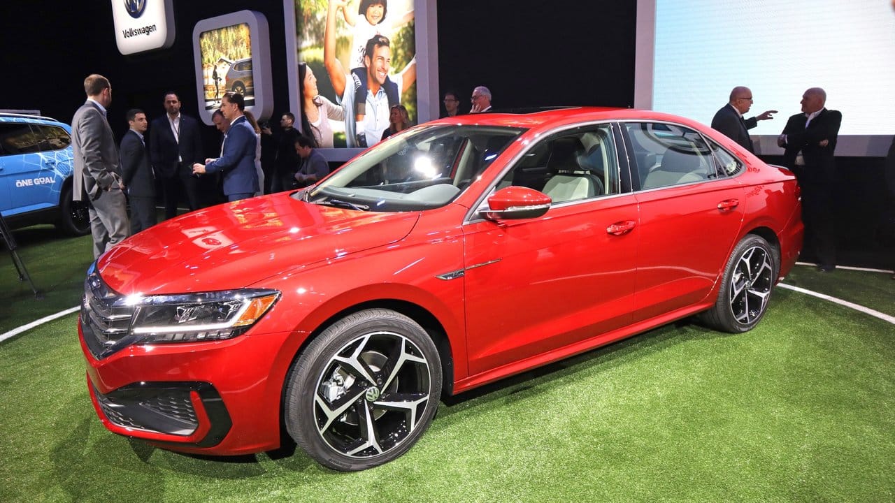 Mittelklasse made in USA: Volkswagen zeigt in Detroit die neue Generation des US-Passat, die in Chattanooga in Tennessee vom Band läuft.