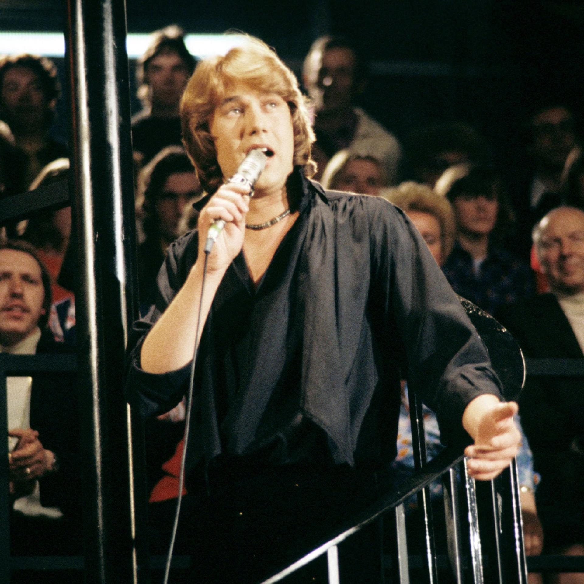 Die meisten Auftritte in der "ZDF-Hitparade" hatte jedoch Roland Kaiser. Der Sänger war 68 Mal zu Gast. Das erste Mal 1976.
