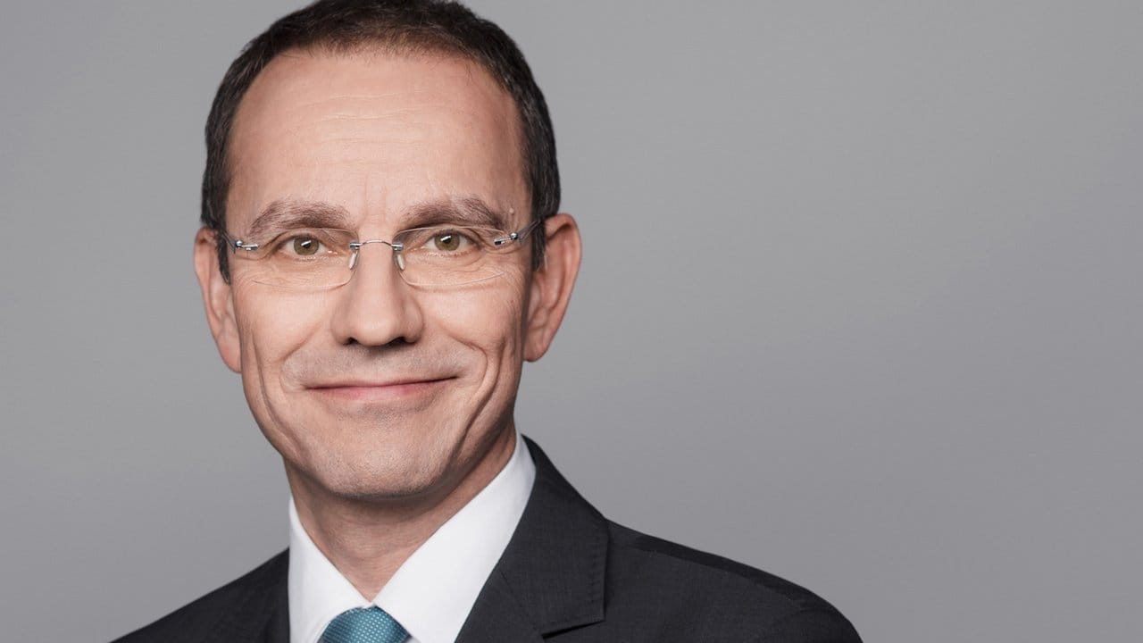 Christian Stolte ist Leiter des Bereichs Energieeffiziente Gebäude bei der Deutschen Energie-Agentur (dena).
