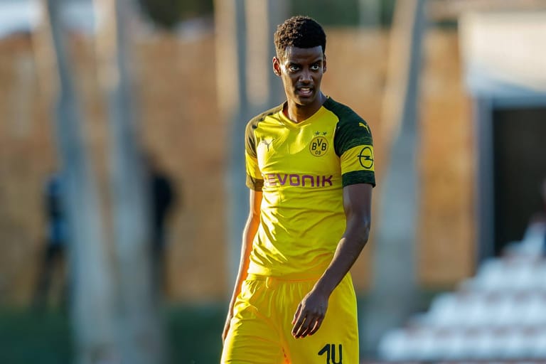 Alexander Isak verlässt Borussia Dortmund Richtung Niederlande.