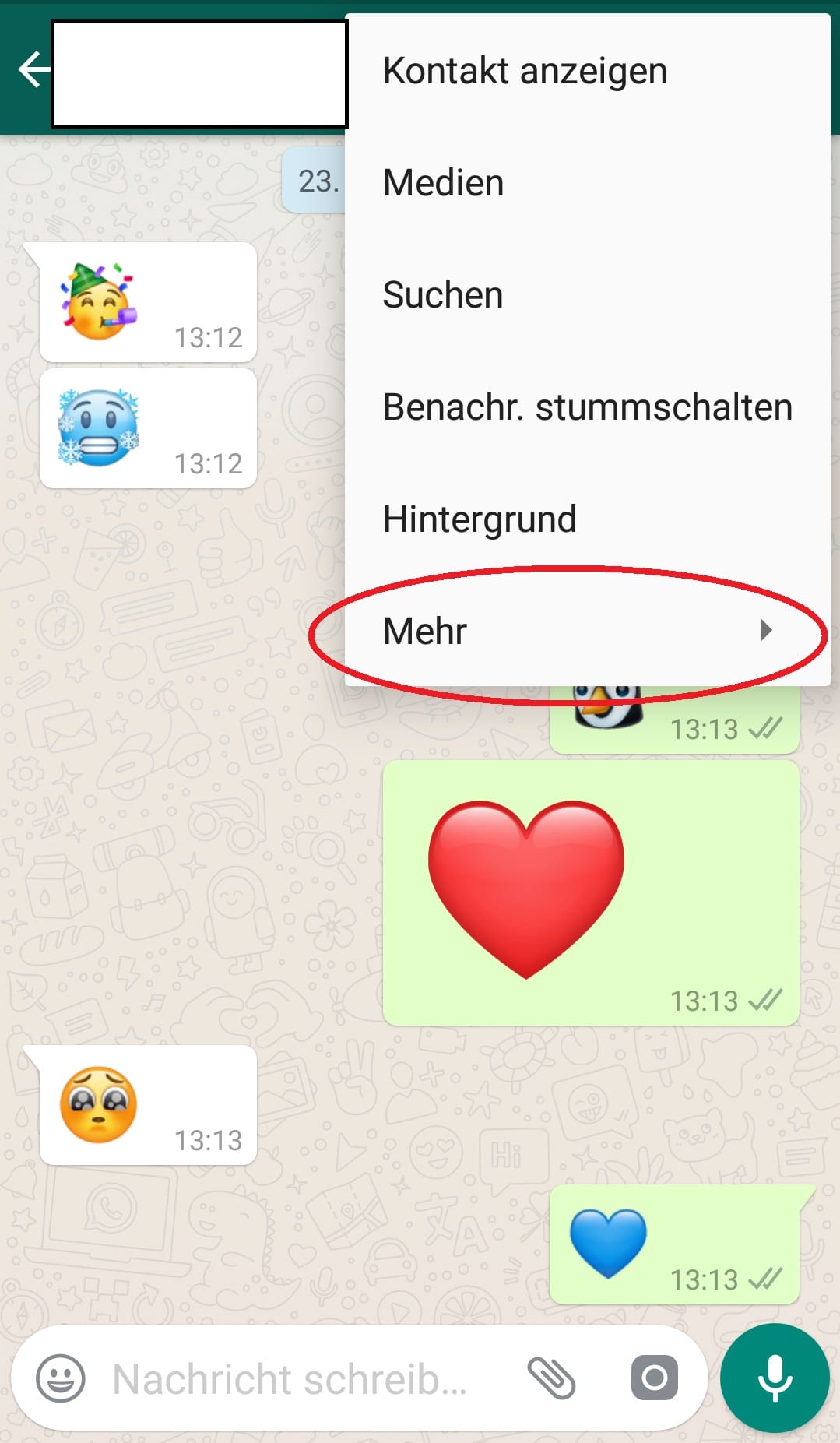 Für Chatpartner, mit denen man besonders häufig schreibt, bietet sich ein Shortcut für den Startbildschirm des Smartphones an. Öffnen Sie dazu den Chat der Person, gehen Sie auf die Einstellungen, indem sie auf die drei kleinen Punkte rechts oben klicken und dann auf "Mehr".