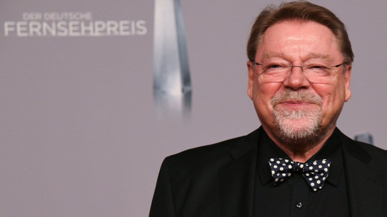 Entertainer Jürgen von der Lippe wurde mit dem Ehrenpreis für sein Lebenswerk ausgezeichnet. Entertainer Jürgen von der Lippe wurde mit dem Ehrenpreis für sein Lebenswerk ausgezeichnet.
