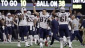 Die Spieler der New England Patriots feiern den Sieg im Super Bowl.