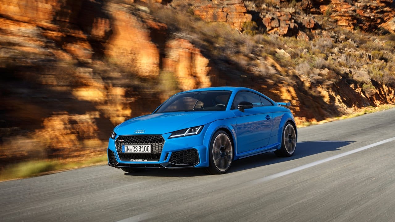 Nachgeschärft: Audi hat beim TT RS unter anderem die Front- und Seitenschweller verändert.