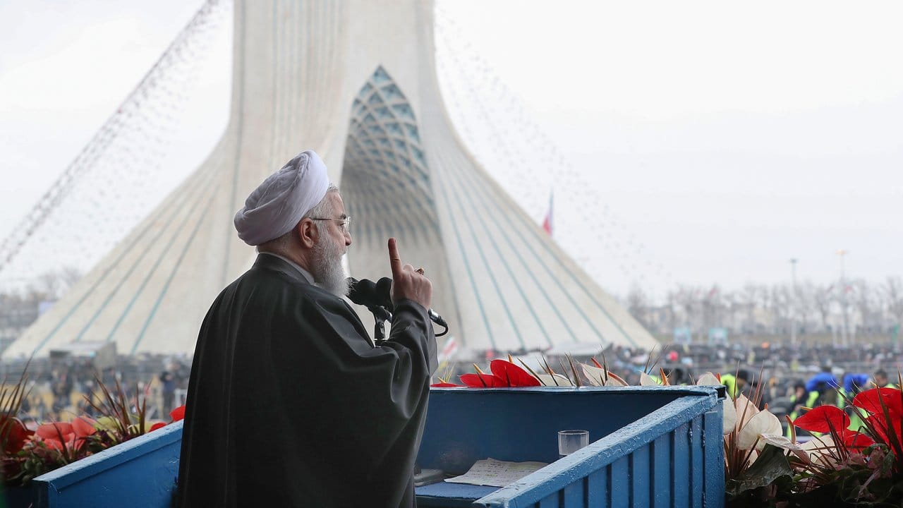 "Wir befinden uns heute in einem psychologischen und wirtschaftlichen Krieg", warnt Ruhani.