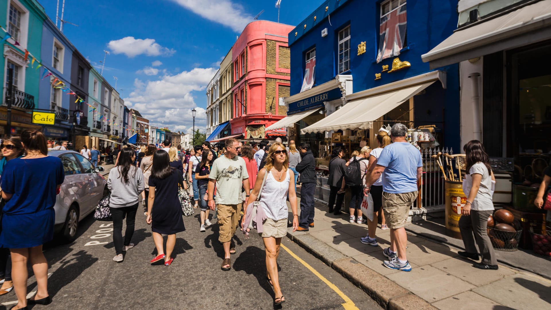 Portobello Market: Der Portobello Market bietet neben Antikwaren auch immer mehr Produkte für Touristen an – und passt sich so seinem Klientel an.