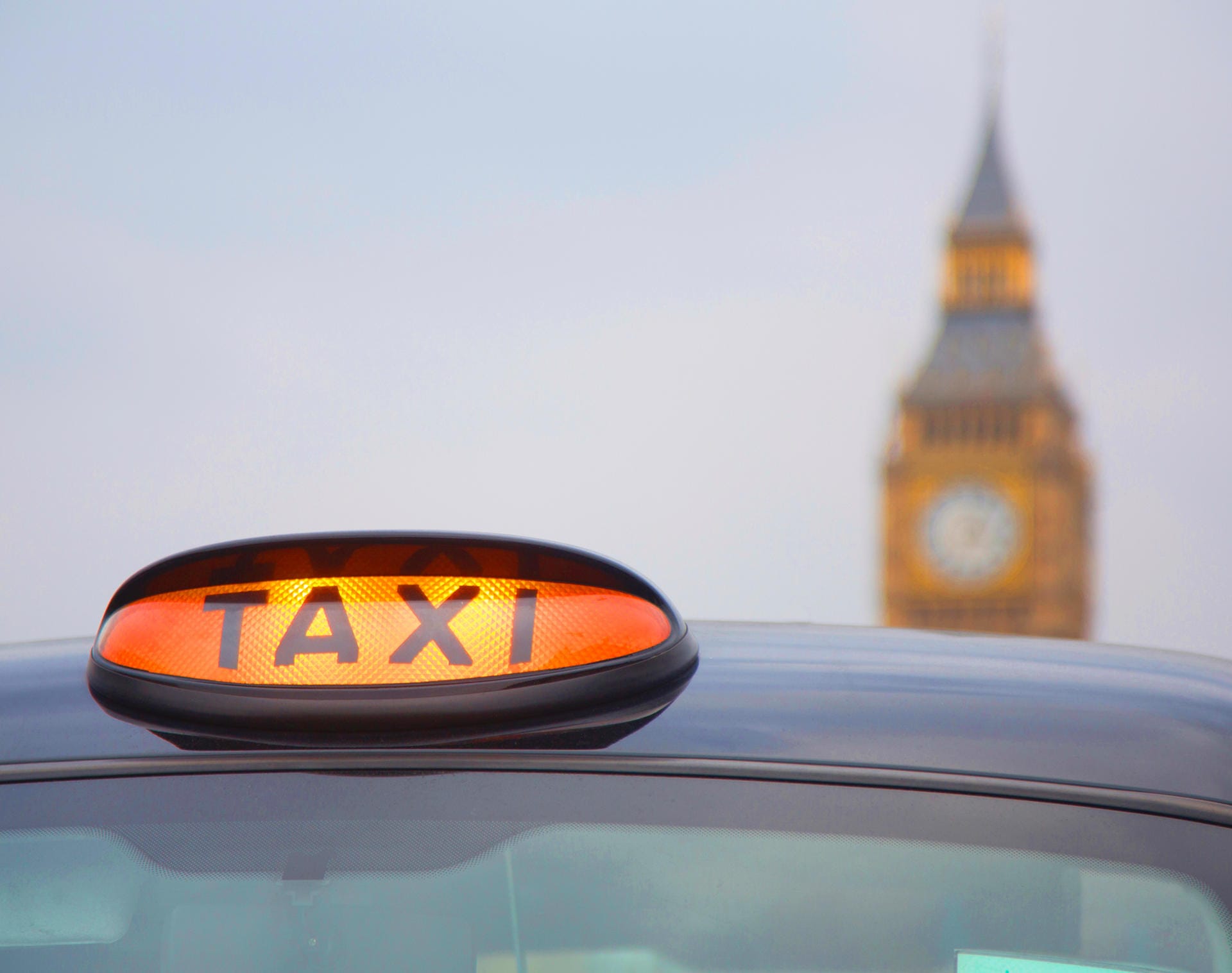 Taxi in London: Die großen Distanzen zur Innenstadt treiben die Taxipreise in die Höhe.