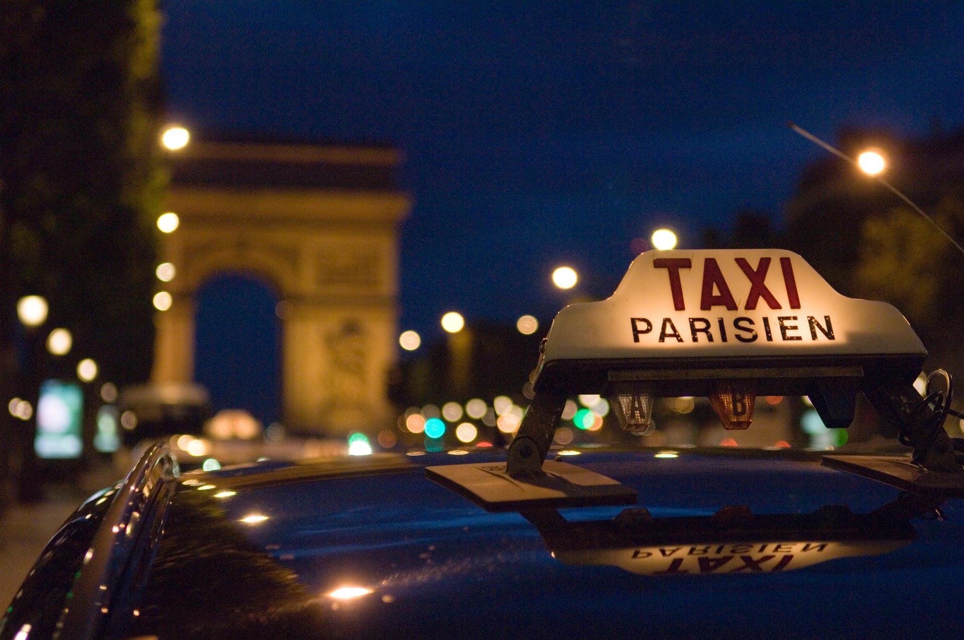Taxi in Paris: Pauschaltarife für die Fahrten ins Zentrum führen zu hohen Kilometerpreisen.