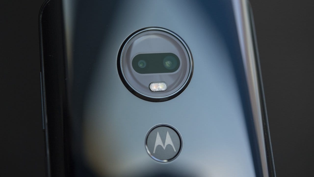 Das Moto G7+ verfügt über zwei Kameras mit 16 und 5 Megapixeln.