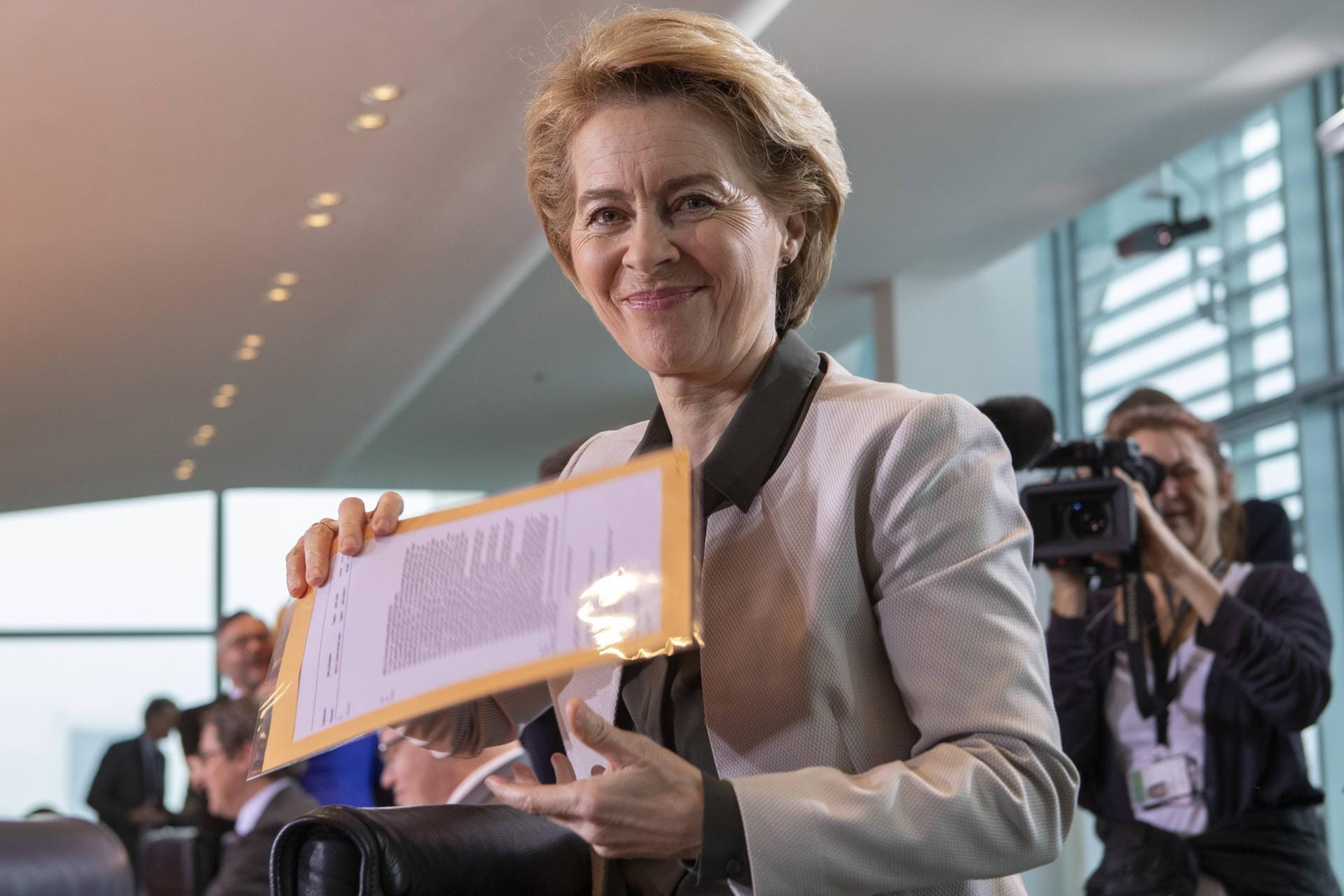 Ursula von der Leyen, Verteidigungsministerin, Deutschland: Die CDU-Politikerin eröffnet die Sicherheitskonferenz. Für sie dürfte der Ausflug nach München eine willkommene Abwechslung sein. In Berlin ist es für sie wegen der Affäre um externe Berater in ihrem Ministerium gerade nicht so gemütlich.