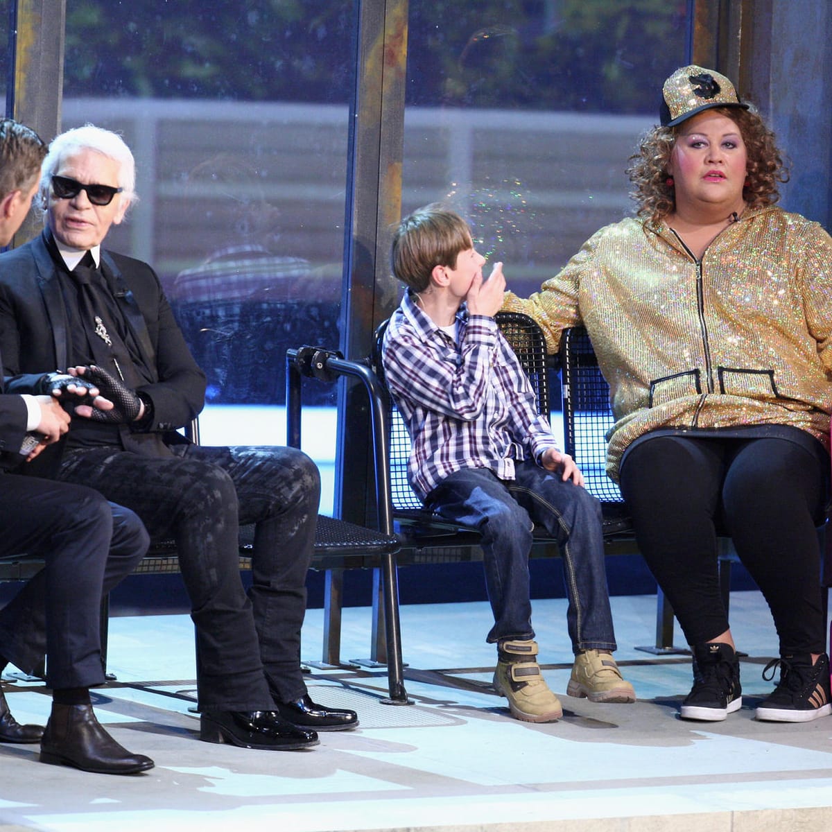 Karl Lagerfeld: Louis Vuitton ehrt verstorbenen Modezar - TV TODAY