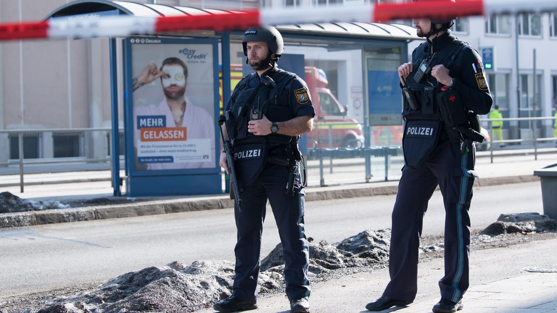 Der Streit hatte sich auf einer Baustelle zugetragen, dann kam es zu den Schüssen, bei denen wohl auch der mutmaßliche Täter verstarb.