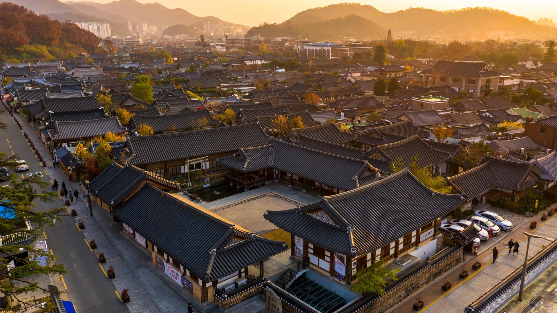 Jeonju: Südkoreas größtes zusammenhängendes Gebiet von Häusern im tradionellen Hanok-Baustil.