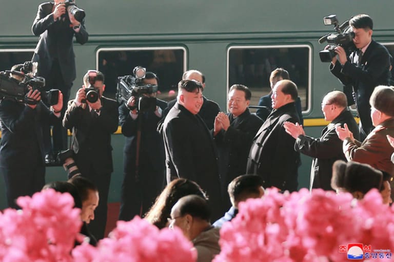 Kims Fahrt im gepanzerten Zug dürfte rund 60 Stunden dauern. Die genaue Route ist geheim.