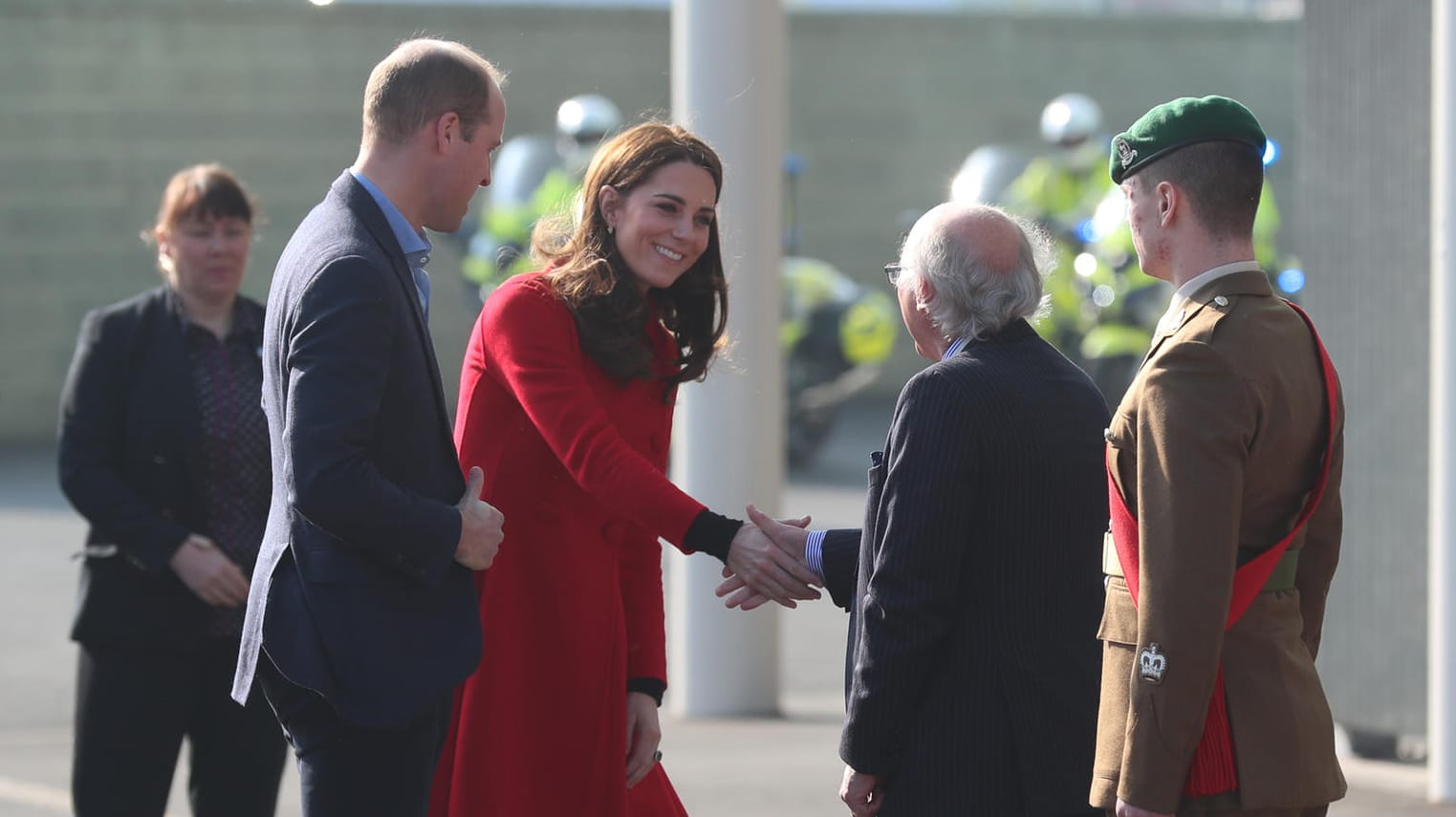 Prinz William und Herzogin Kate wurden im Windsor Park mit Freude begrüßt.