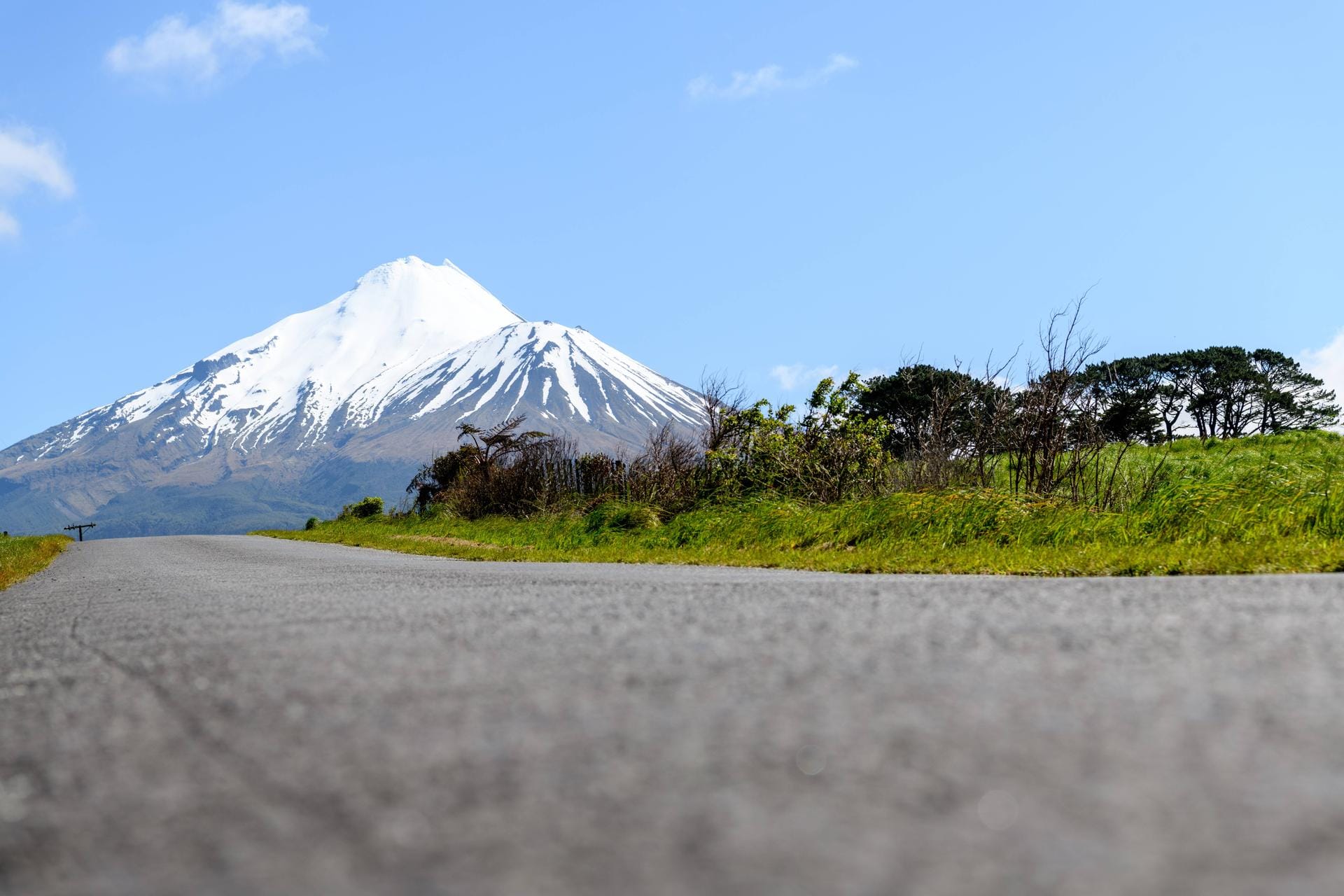 Taranaki in Neuseeland: Neuseeland ist kein günstiges Reiseland, bietet jedoch eine Reihe von Outdooraktivitäten für Aktivurlauber.