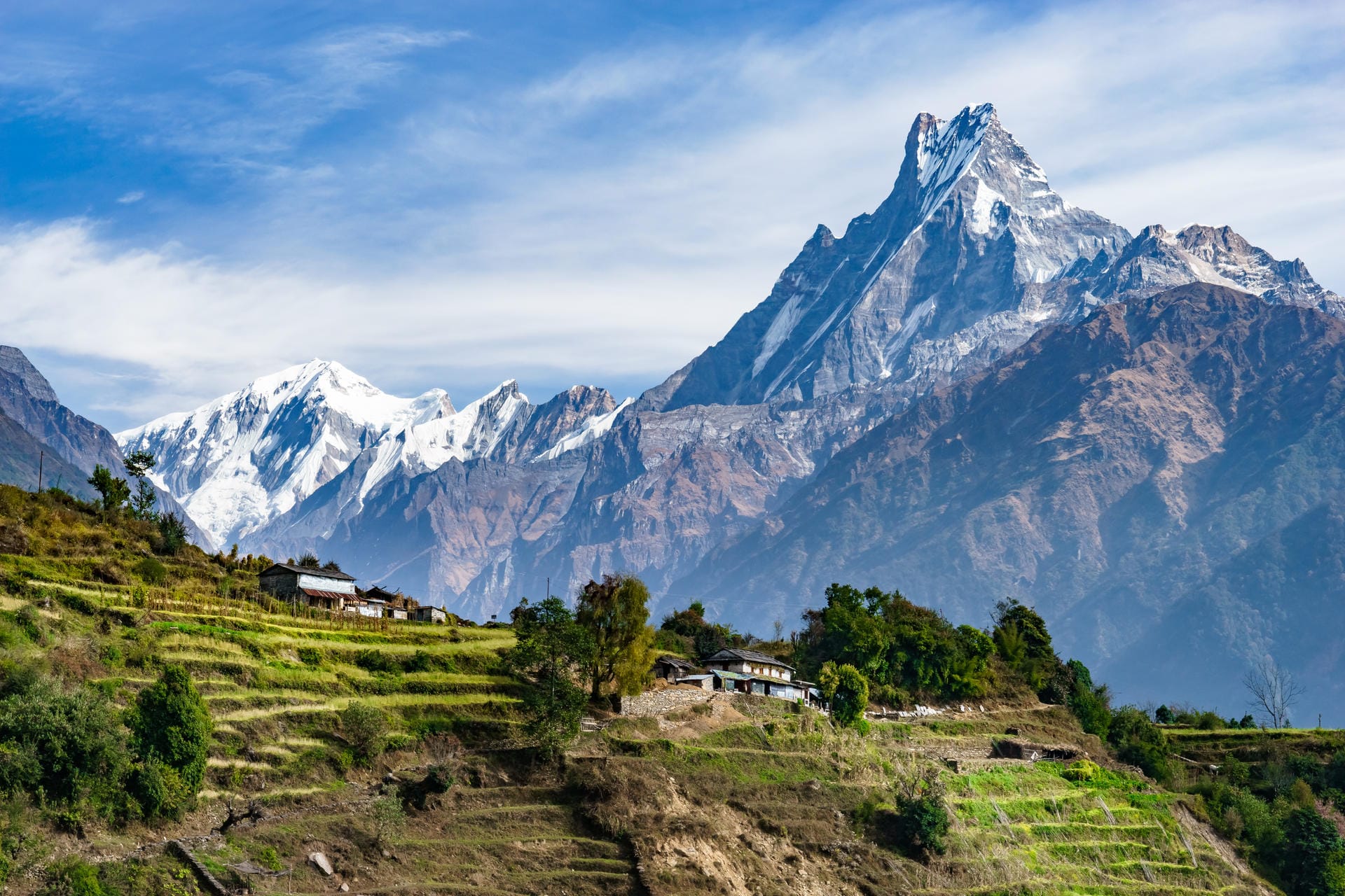 Nepal: Neben idealen Bedingungen für Wanderer und Bergsteiger bietet Nepal auch viele andere Aktivitäten wie Meditation und Yoga an.