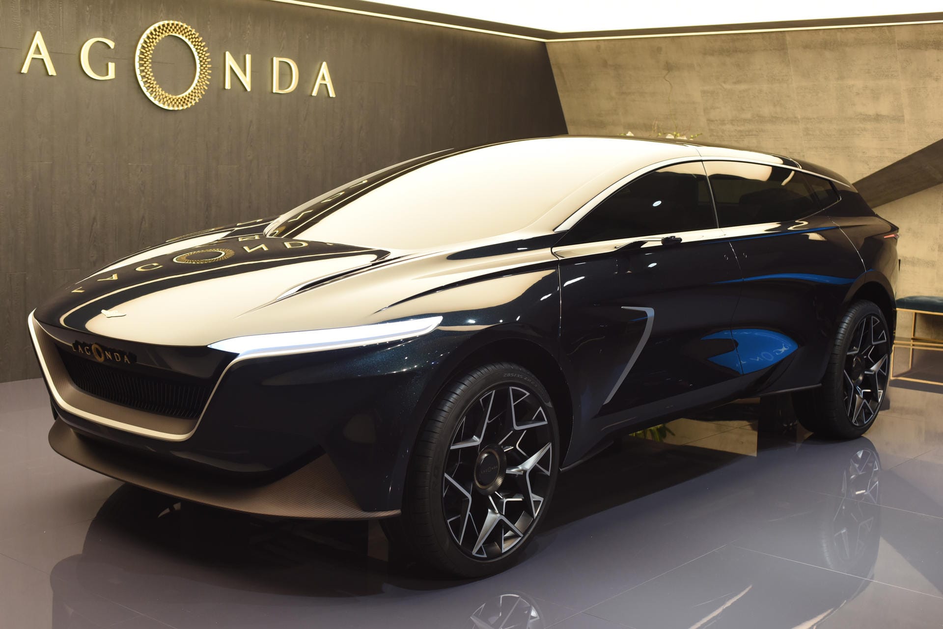 Aston-Martin-Tochter: Ab 2022 soll die Marke Lagonda die Produktion aufnehmen. Das erste Auto könnte diesem SUV stark ähneln.