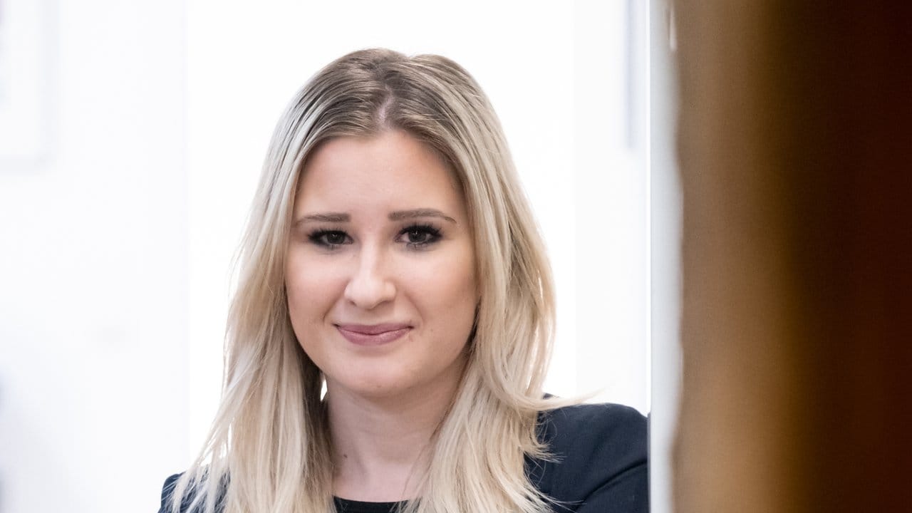 In Zeiten von intelligenter Software wird für Virginia Bach vor allem die Beratung der Mandanten immer wichtiger. In Zeiten von intelligenter Software wird für Virginia Bach vor allem die Beratung der Mandanten immer wichtiger.