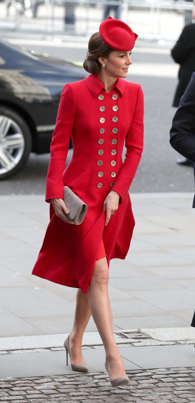 Perfekter Look: Kate erstrahlte in einem knalligen Rot.