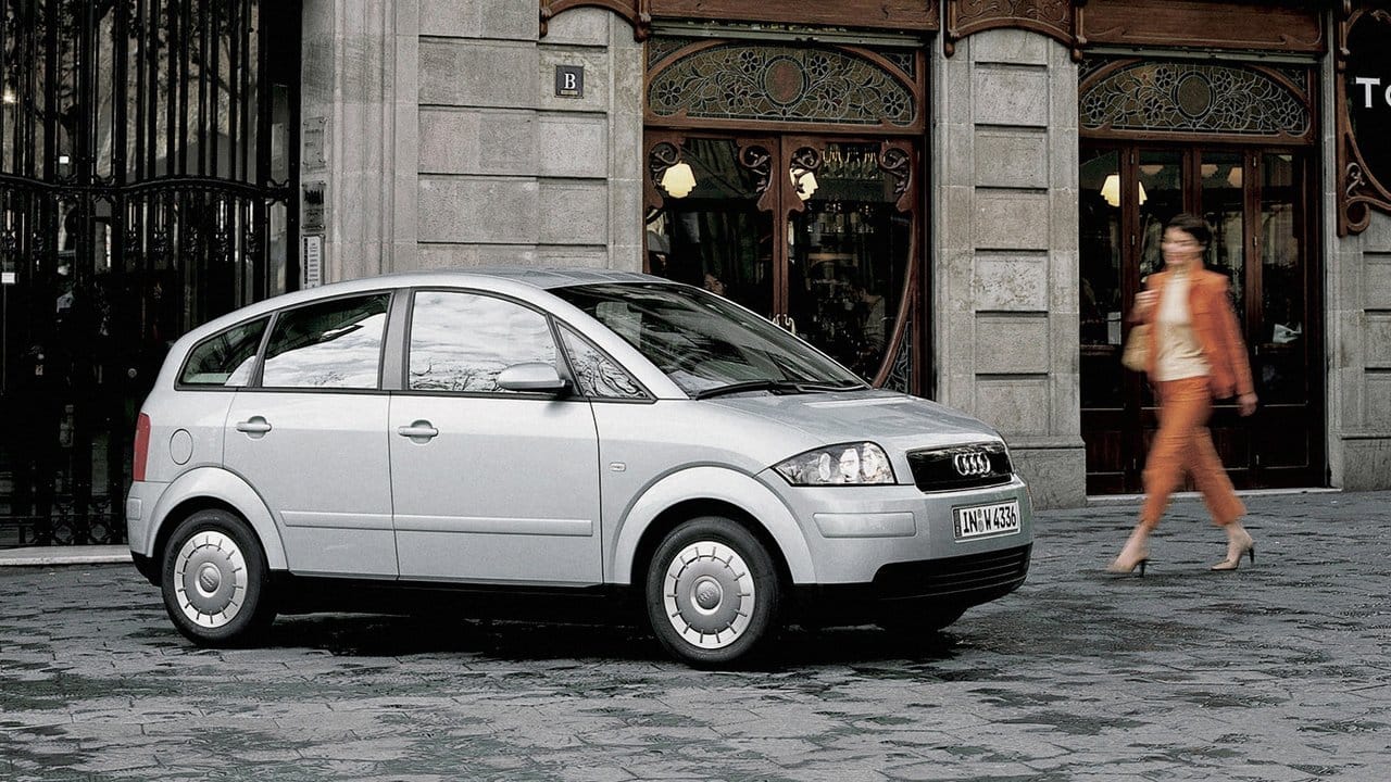 Den Minivan Audi A2 mit Aluminiumkarosserie baute Audi von 1999 bis 2005.