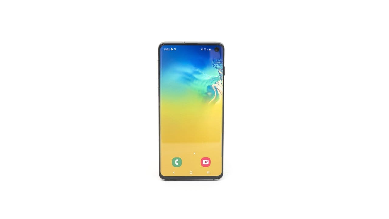 Mit dem Galaxy S10 tritt Samsung gegen Apples iPhone an - zu den typischen Merkmalen gehören gebogene Bildschirmränder, die in die Seitenkanten hineinreichen.