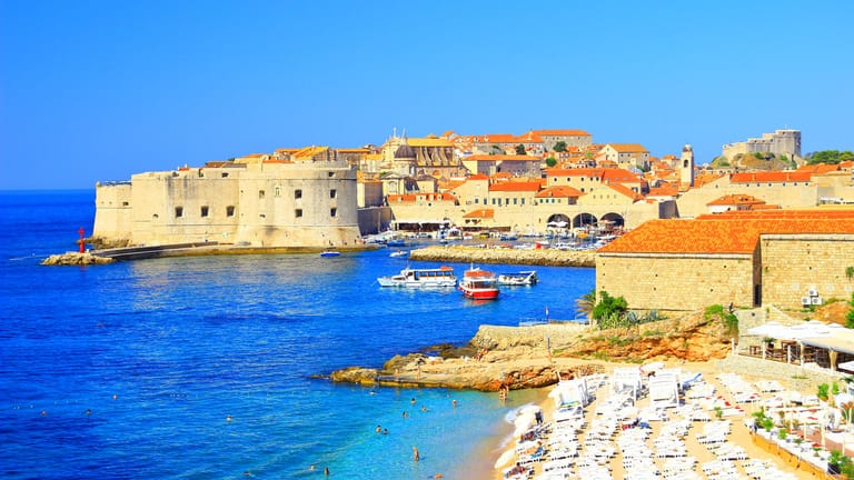 Dubrovnik: Die Stadtmauer der kroatischen Stadt und die historischen Gebäude im Zentrum waren Kulisse für die fiktive Stadt Königsmund.