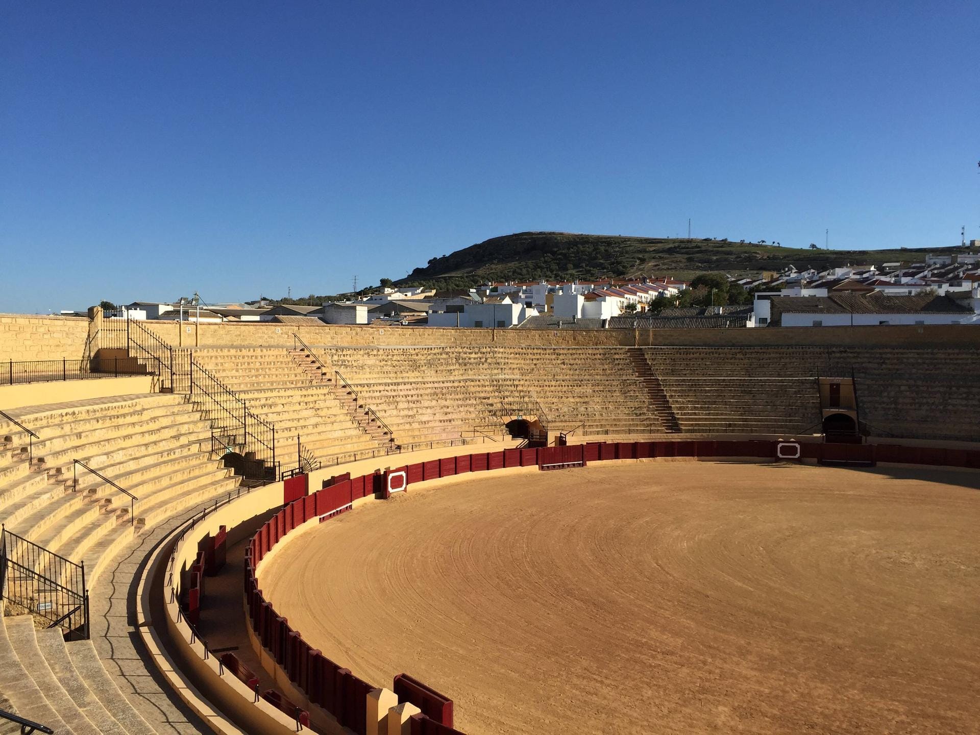 Ehemalige Stierkampfarena in Osuna: Fans von "Game of Thrones" können in Osuna die die Große Arena von Daznak besuchen. In der Realität handelt es sich dabei um eine ehemalige Stierkampfarena.