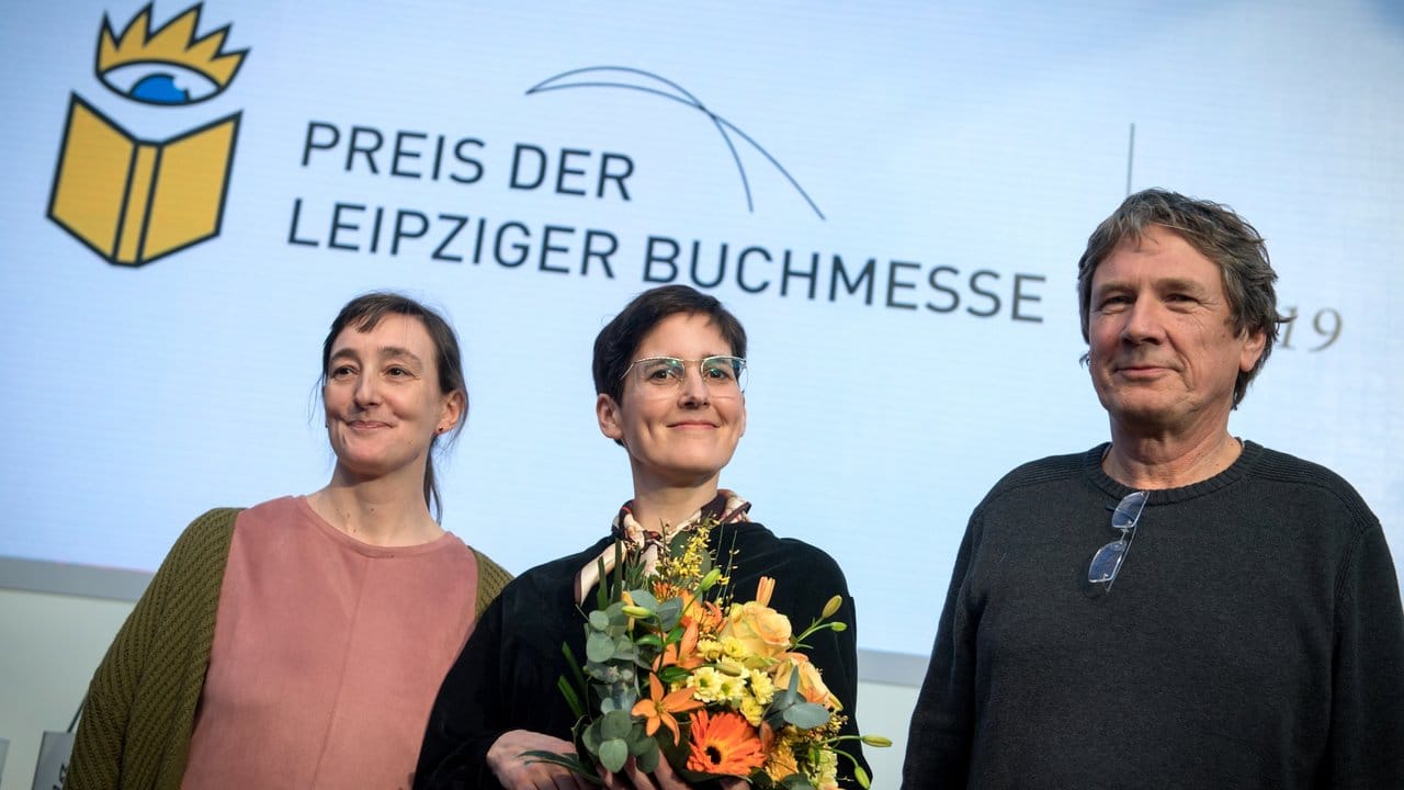 Die Preisträger: Eva Ruth Wemme (l-r), Anke Stelling und Harald Jähner.