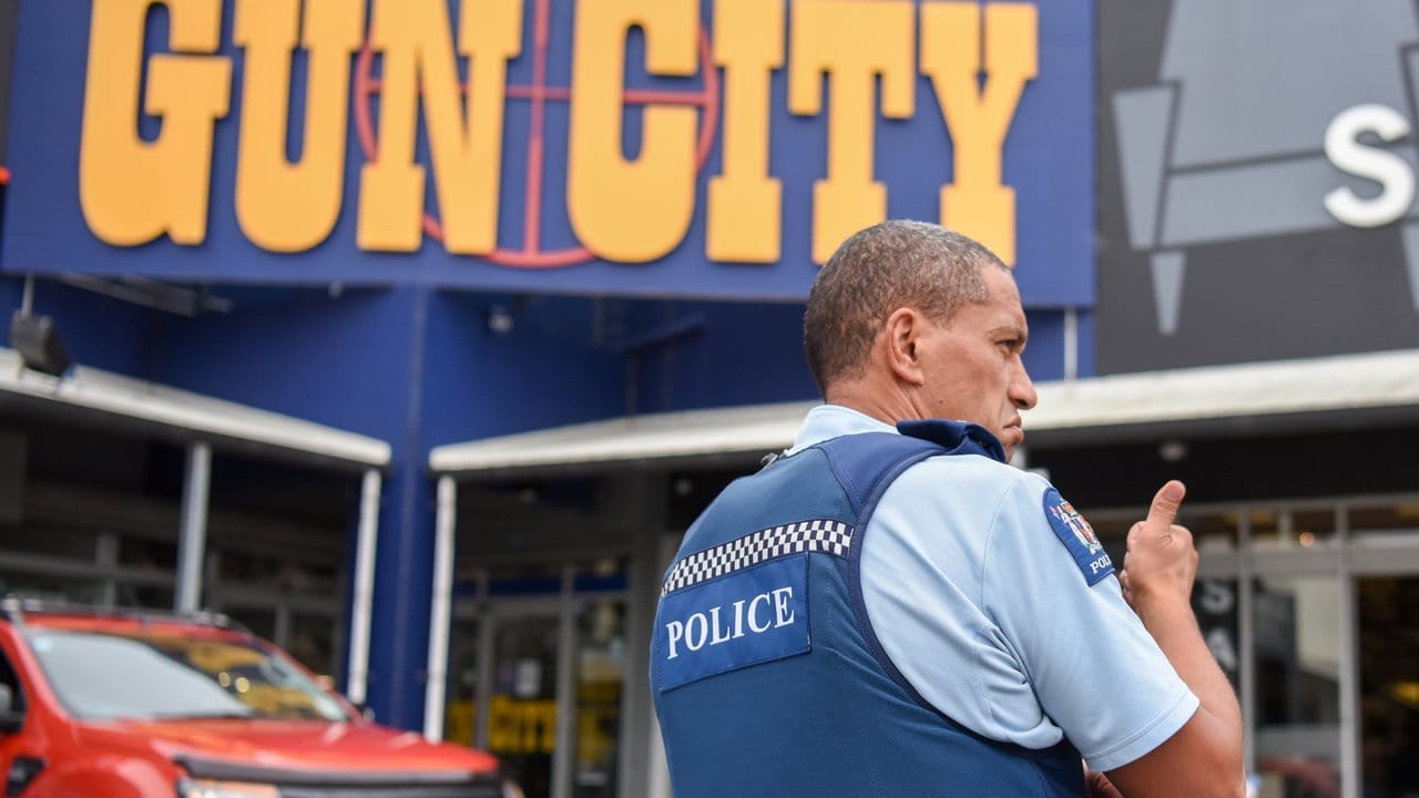 Waffengeschäft in Christchurch: Neuseeland verbietet nach dem Massaker alle Sturmgewehre und halbautomatischen Gewehre.