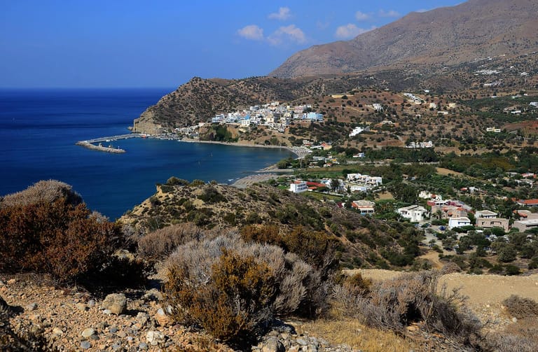 Platz 4: Kreta. Die griechische Insel ist für ihre atemberaubende Landschaft bekannt, in der sich historische Bauten erheben.