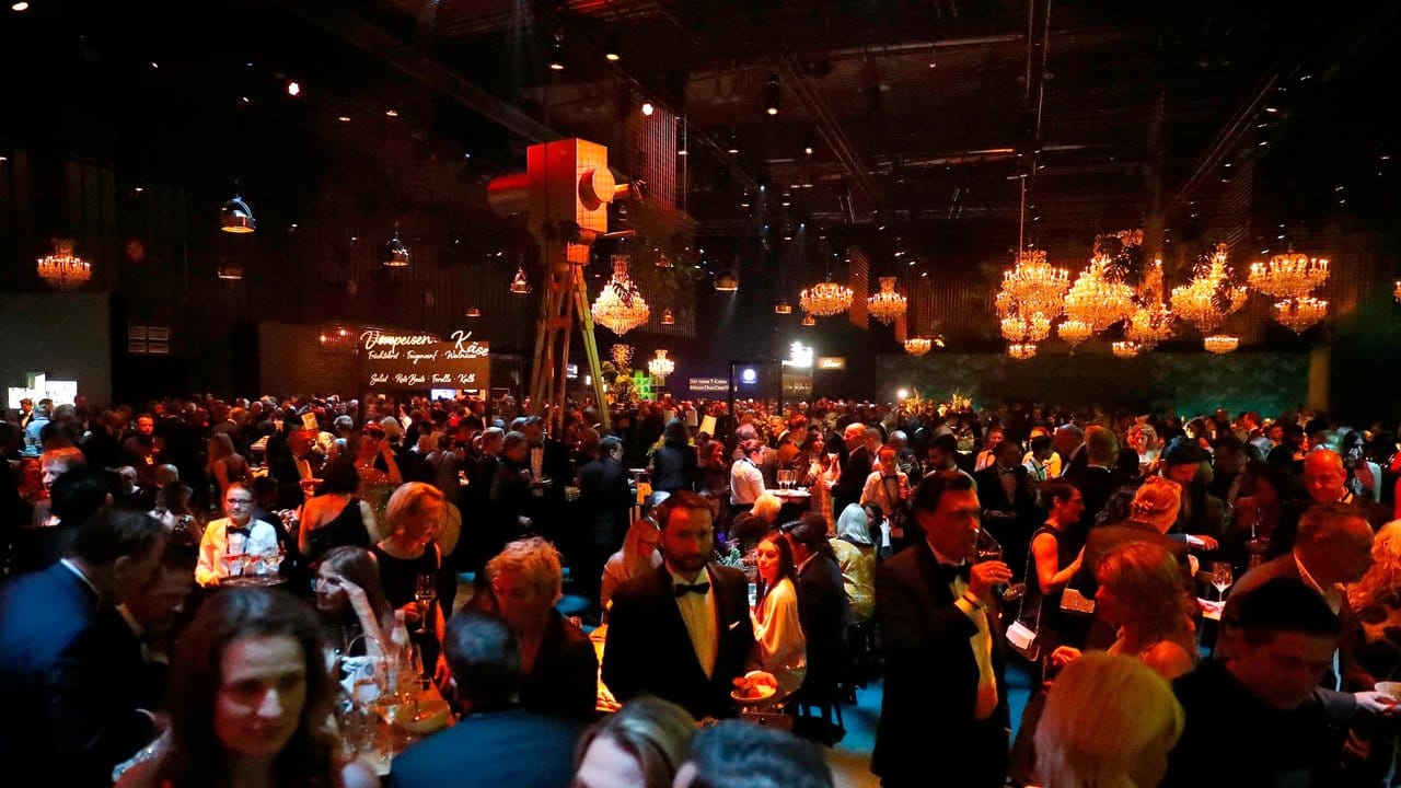 Entspannte Stimmung bei der After-Show-Party. Entspannte Stimmung bei der After-Show-Party.