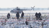 Russland, Februar 2018: Ein russisches Passagierflugzeug verschwindet kurz nach dem Start vom Flughafen Domodedowo in Moskau vom Radar. Über 70 Menschen kommen ums Leben.
