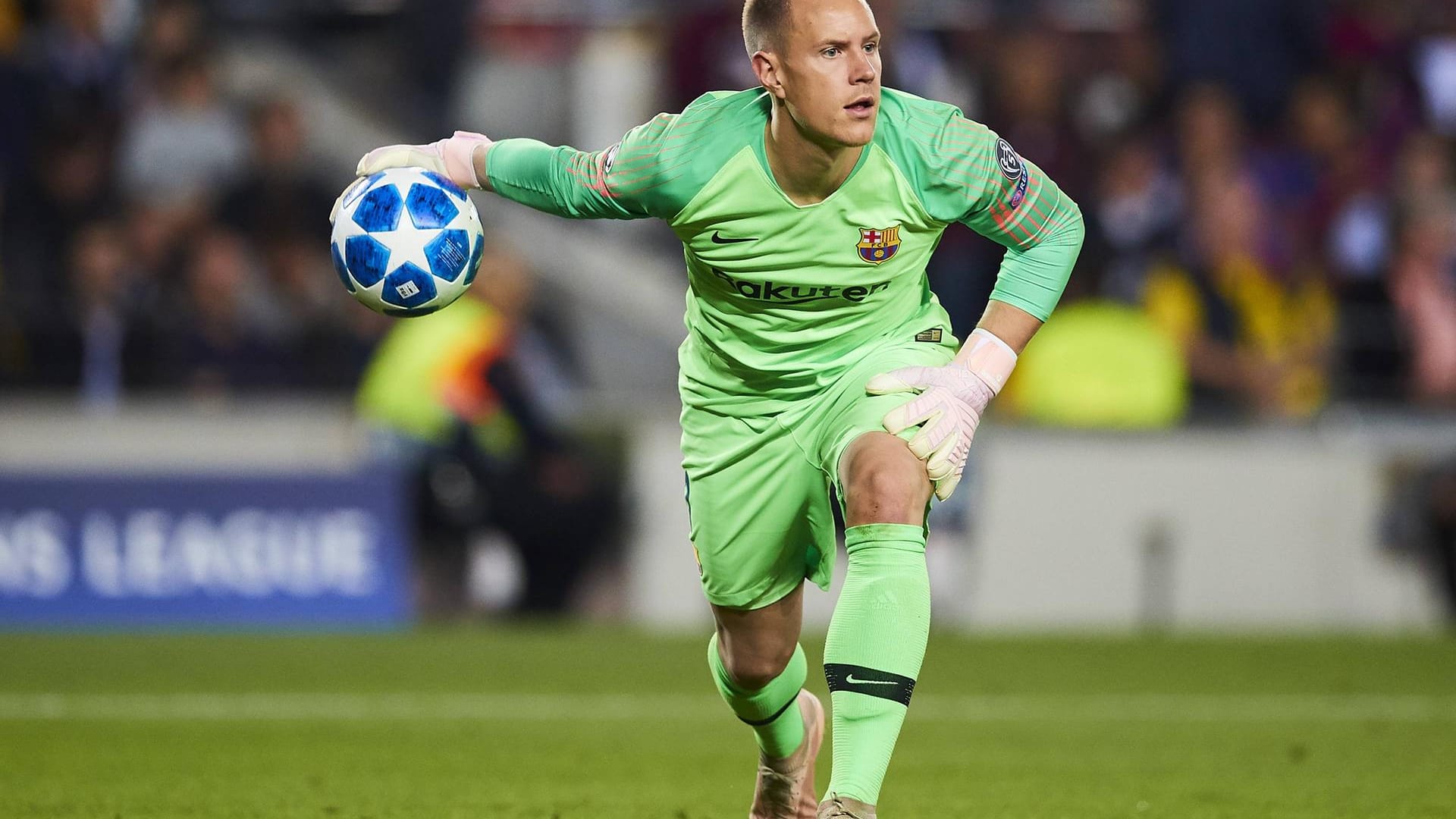 Marc-André ter Stegen: Der Torwart überragt in dieser Saison erneut für den FC Barcelona, wurde schon "die Kathedrale von Barcelona" getauft. Mit den Katalanen um Lionel Messi gehört der 26-Jährige immer zu den Favoriten in der Königsklasse. Im Viertelfinale gegen Manchester United wird der Keeper besonders gefordert sein.