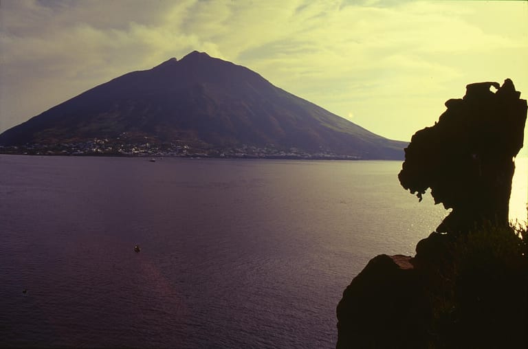 Der Stromboli im Tyrrhenischen Meer