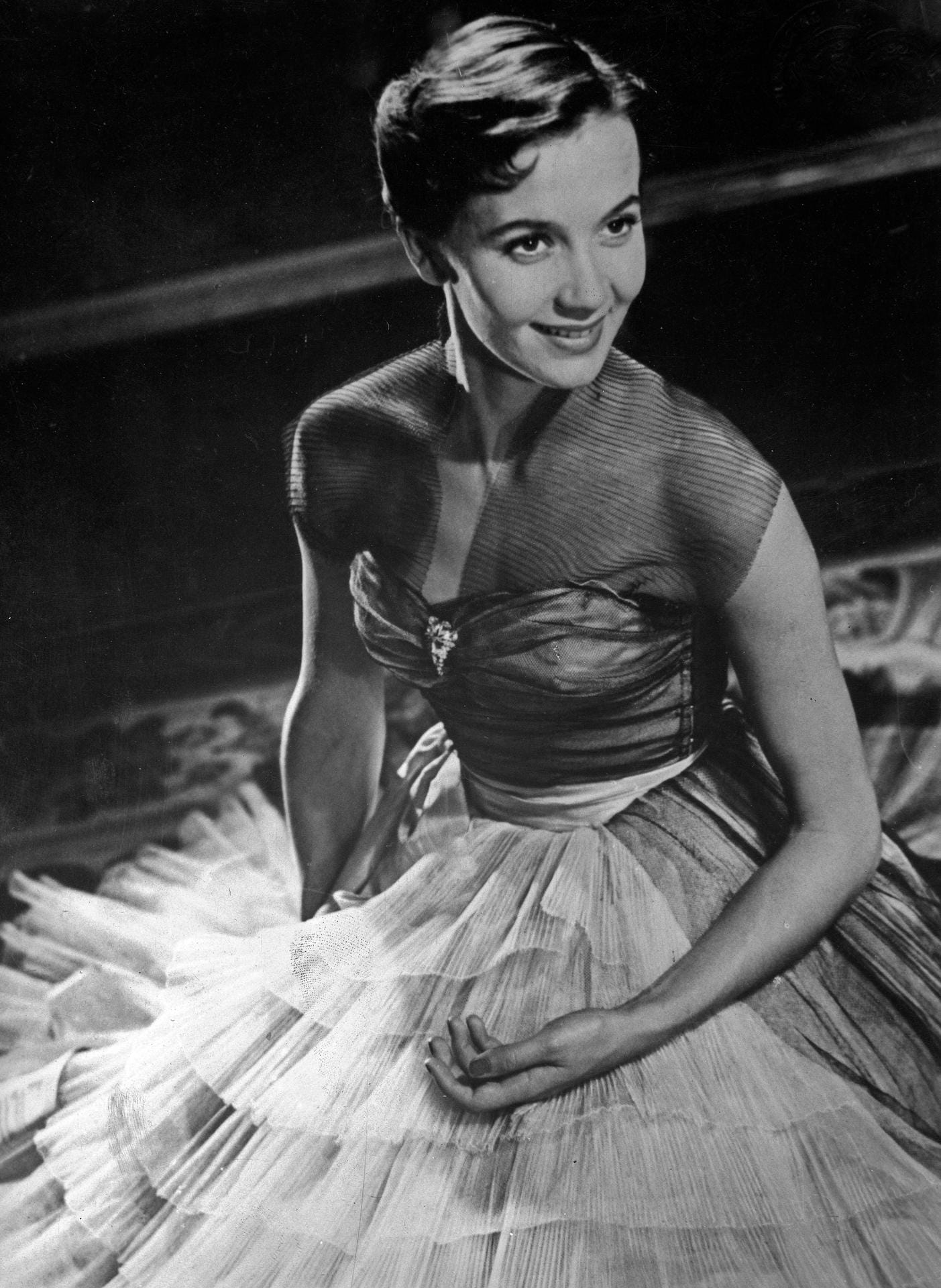 Liselotte Pulver (geboren 1929): Die Schweizerin war in den 50er- und 60er-Jahren im deutschsprachigen Raum eine der bekanntesten Schauspielerinnen. Ihr Kosename lautete "Lilo", unter dem sie im Verlauf ihrer Karriere in der Sesamstraße aufgetreten ist.