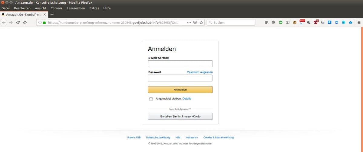 Auf der falschen Amazon-Seite erkennen Sie die Fälschung an der Adressleiste. Dort ist beispielsweise nirgendwo "Amazon" zu finden.