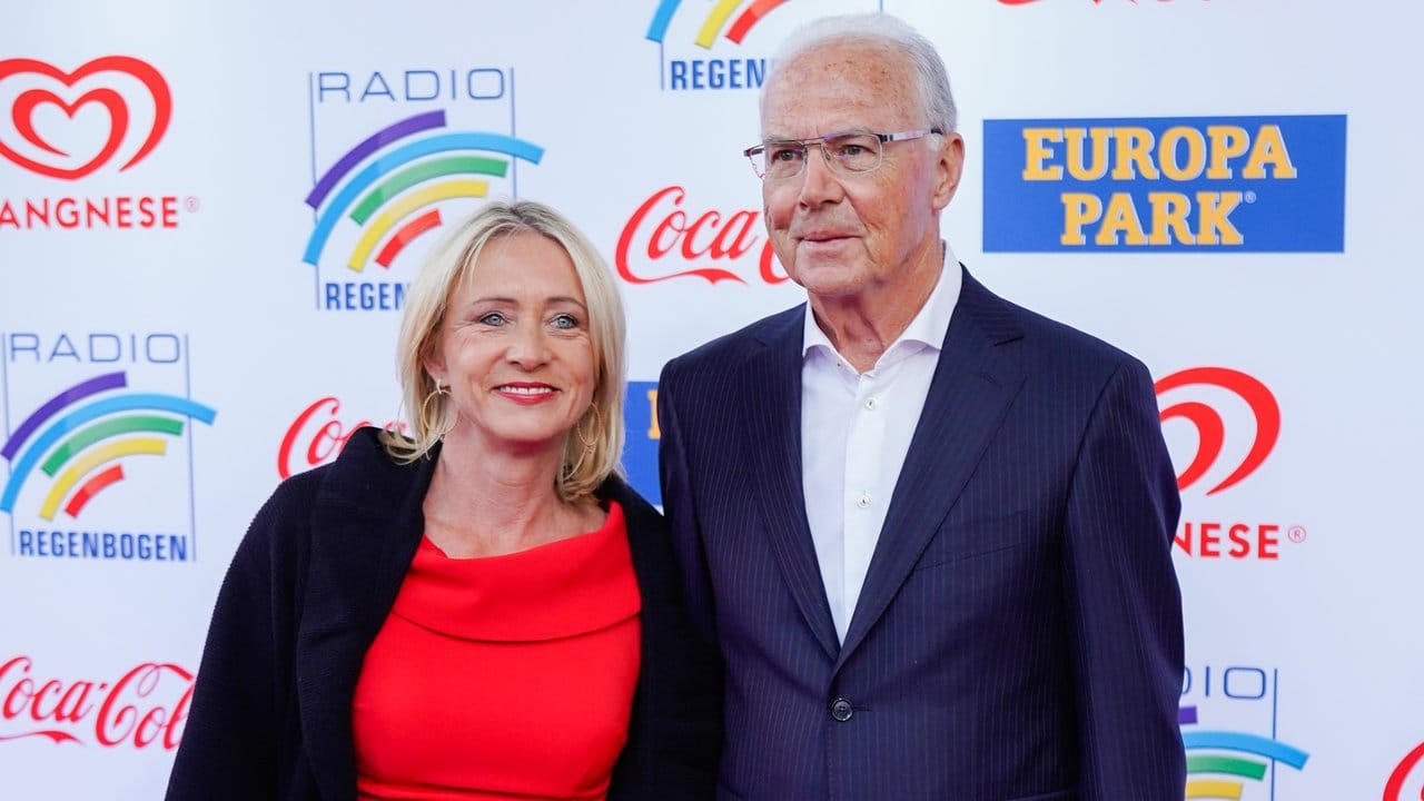Nach Echo-Aus feiern Prominente den Radio Regenbogen Award