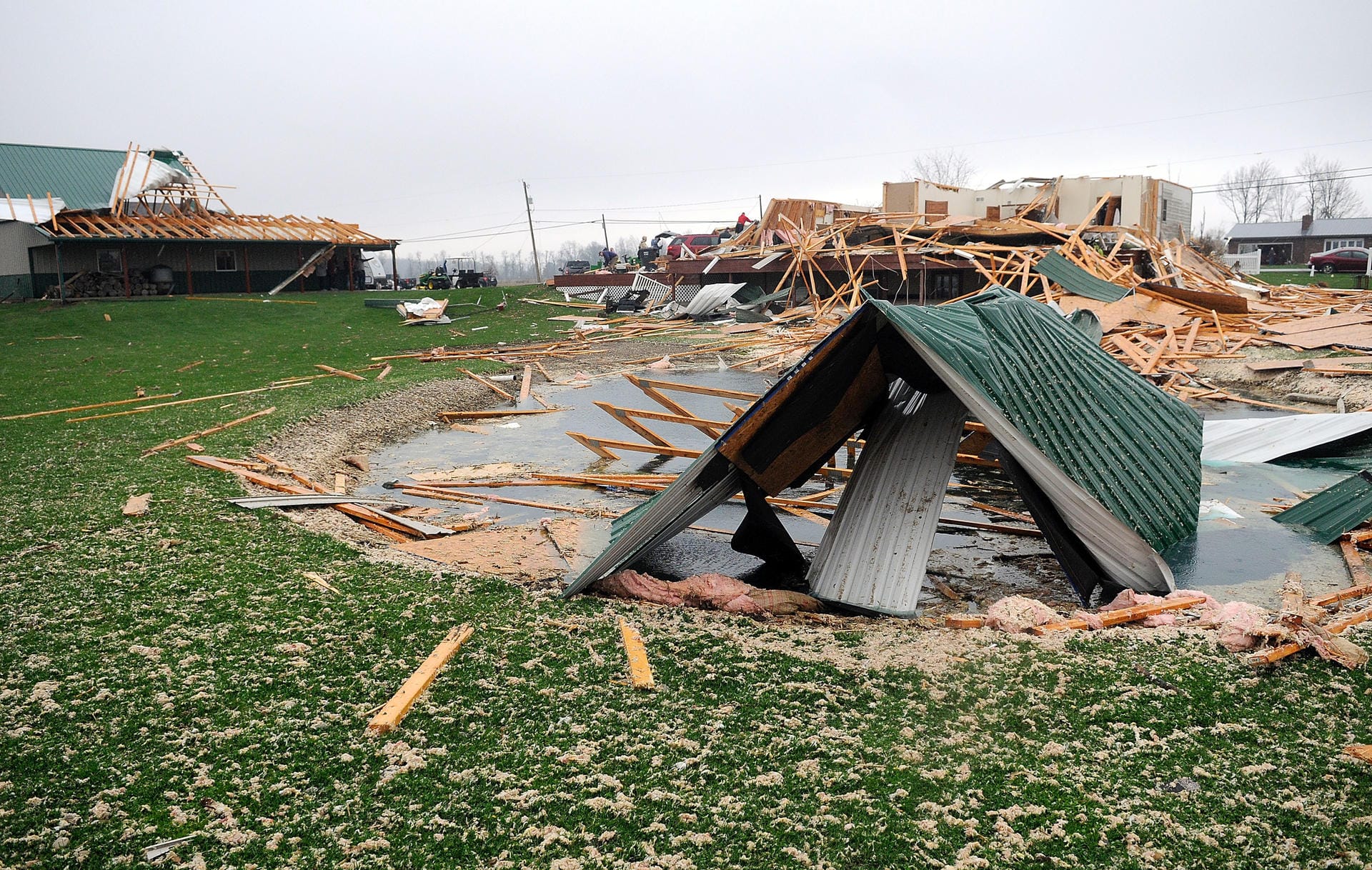 Was bleibt sind zerstörte Häuser: Der Nationale Wetterdienst warnte in dem Gebiet zwischen dem Bundesstaat New York und dem Norden South Carolinas vor Tornados.